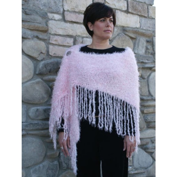 New Barbara Selesnick Keep It Simple KS109 Self-Fringing Shawl Knitting Pattern - Picture 2 of 3